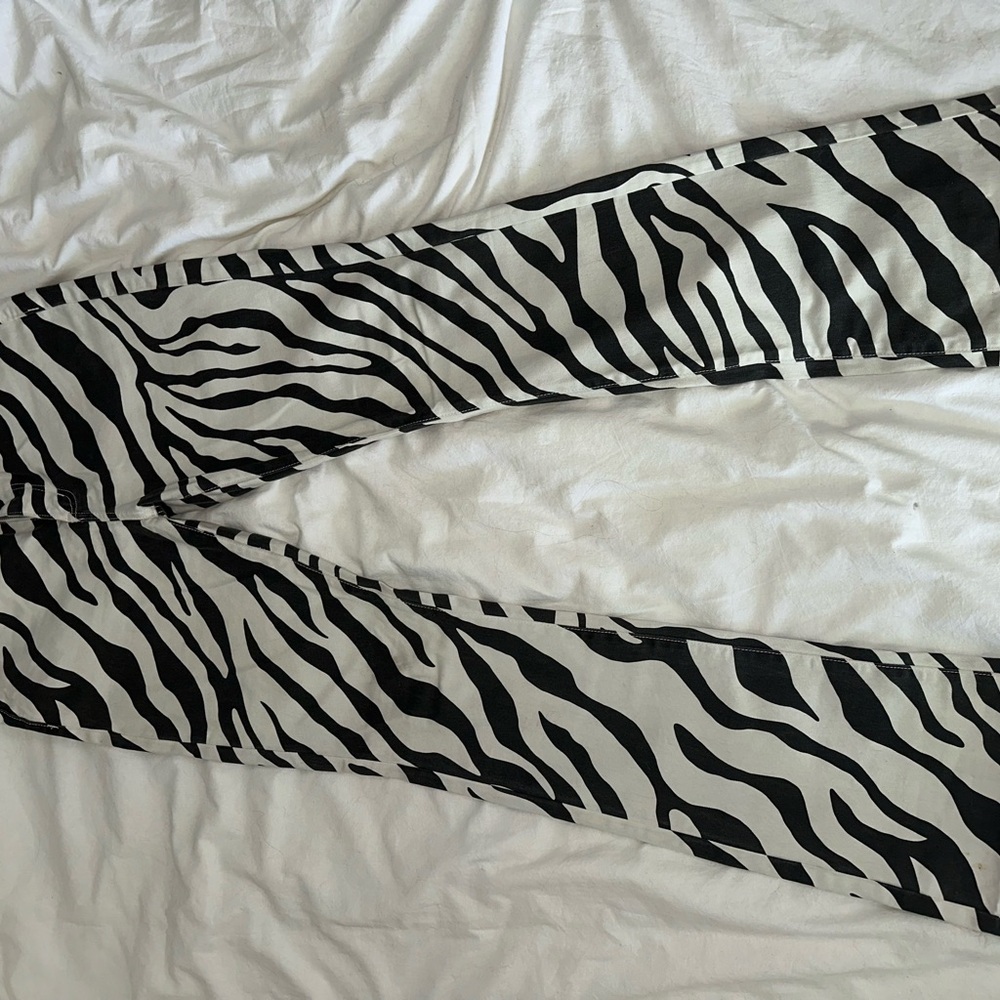 Fashion Nova Monochrome Patterned Pants